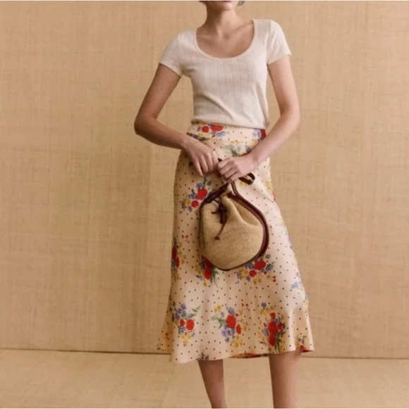 Sezane Sandy midi skirt in color Poppy 38 - Picture 2 of 7